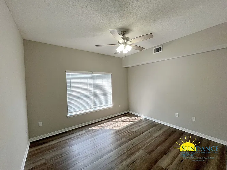 1501 Partin Dr #201 — Photo 14
