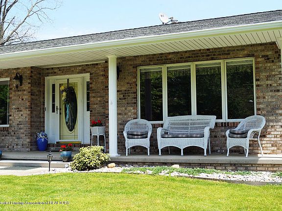 3rd image of 12848 Oneida Woods Trl
