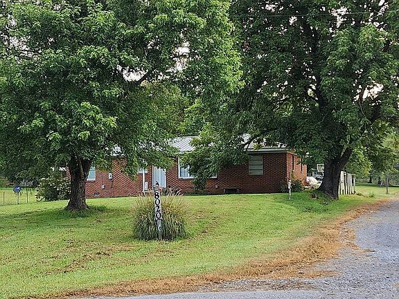 3rd image of 8020 Red Bud Rd NE