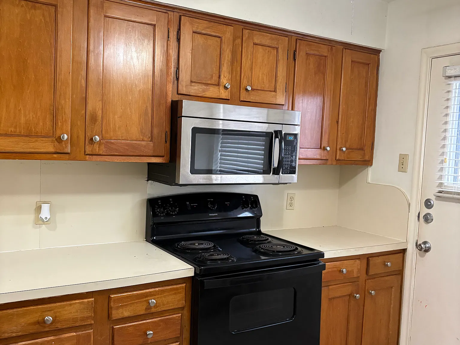 2 bed, 918 sqft, $1,650 — Photo 4