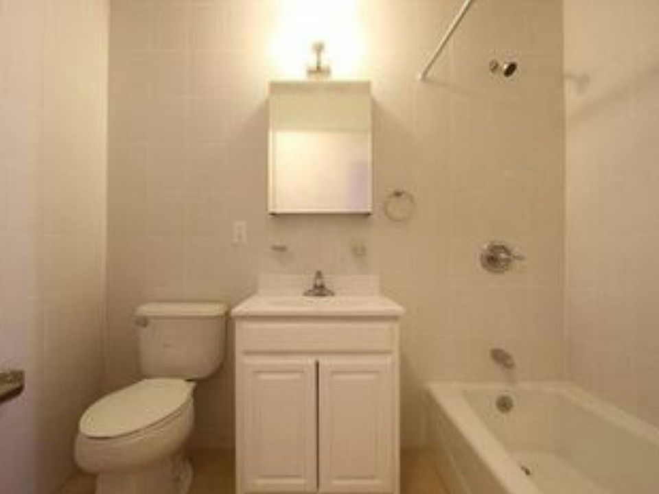 2nd image of 2427 7th Ave APT 5B
