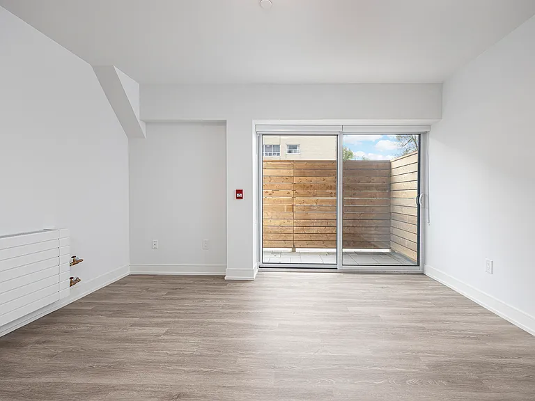 70 Parkwoods Village Dr — Photo 15