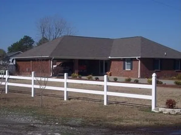 303 Old Nelson Rd, Vanceboro, NC 28586