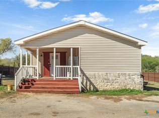 4048 Sutherland Springs Rd, Seguin, TX 78155