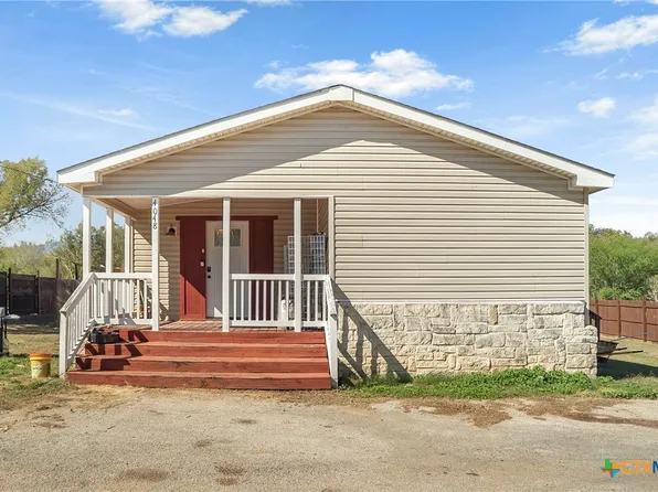 4048 Sutherland Springs Rd, Seguin, TX 78155