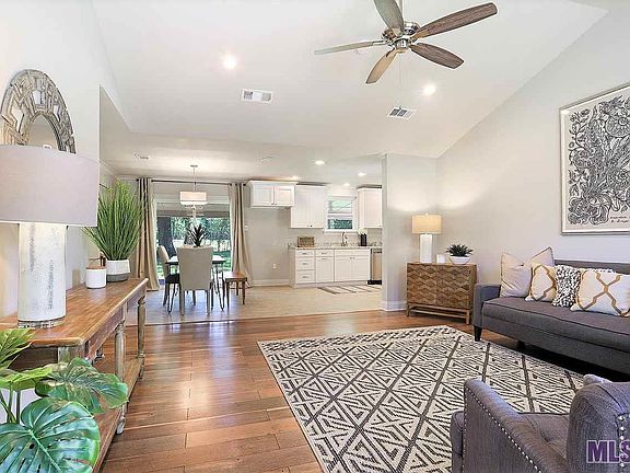 3rd image of 30732 Thunderbird Cir