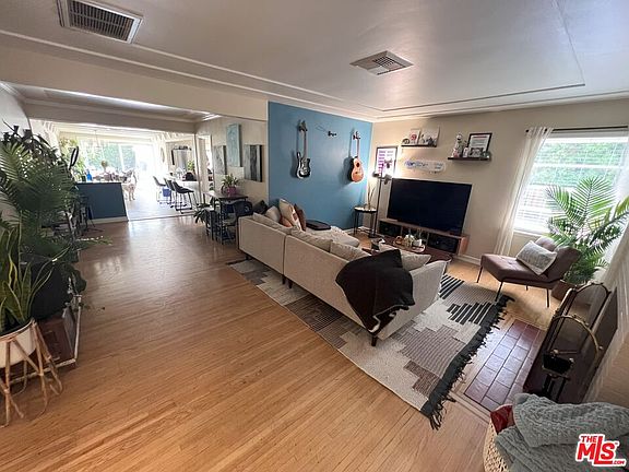 3rd image of 4328 Wilkinson Ave