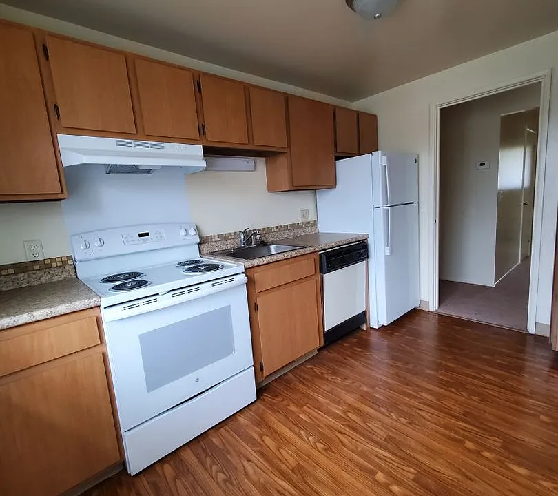 Village Park Manor Apartments