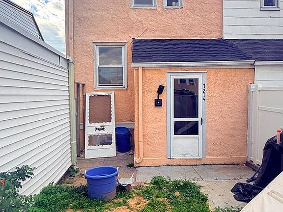 3rd image of 7214 Bradford Rd