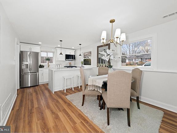 4th image of 12 Dunsinane Dr