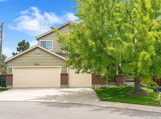 2041 Sandhurst Dr, Castle Rock, CO 80104