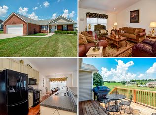313 Oak Vista Dr, Dandridge, TN 37725