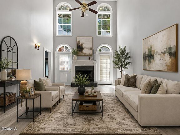 4th image of 134 Ambiance Cir