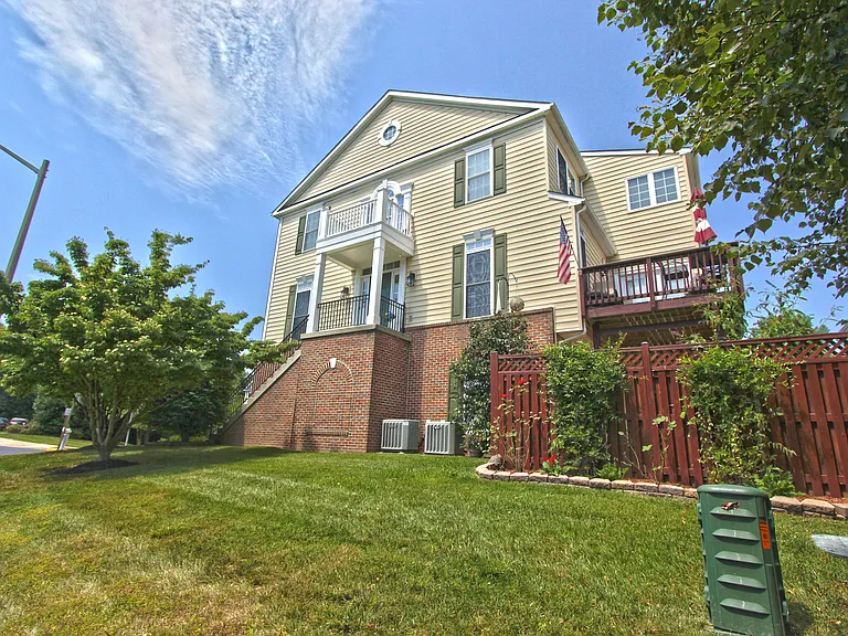 4083 Walnut Cove Cir — Photo 35