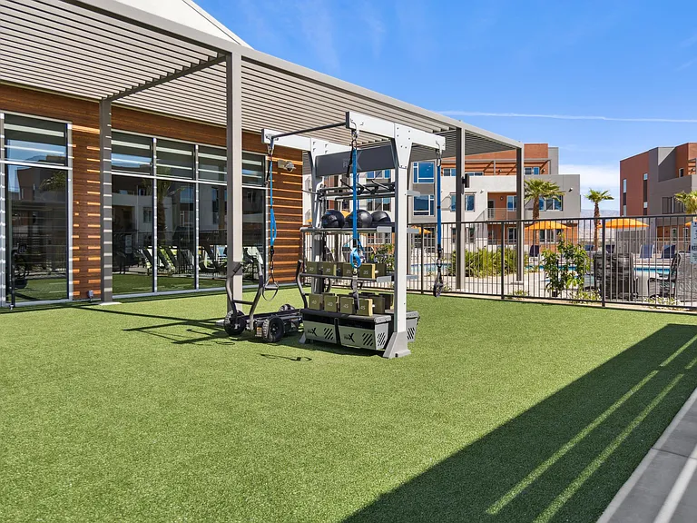 Millennium Apartments — Photo 18