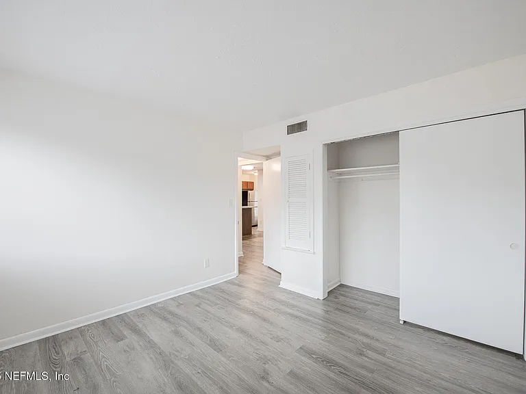 1217 Park Ave #28 — Photo 14