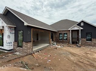 2322 E 134th Cir, Bixby, OK 74008