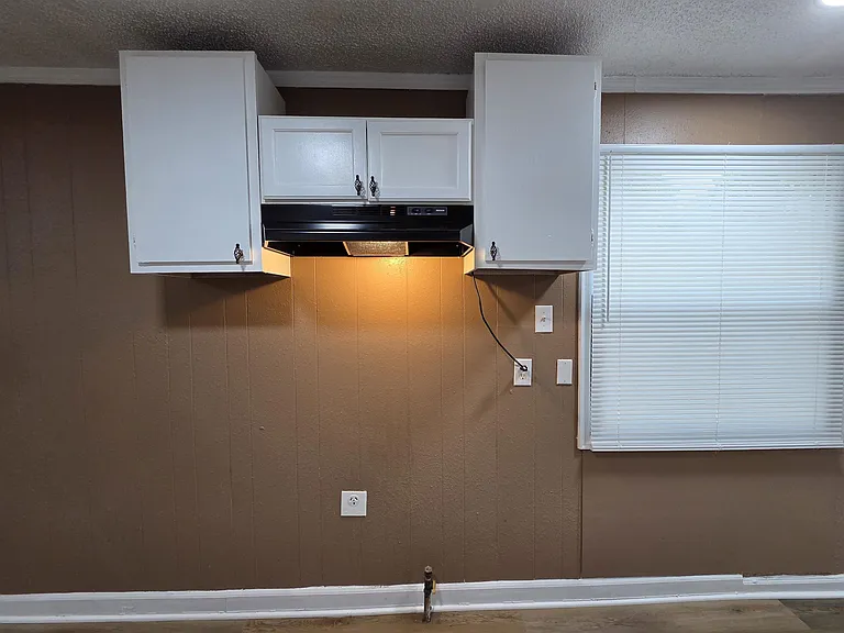 3263 Baskin St — Photo 15