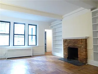 Rented by Siderow Residential Group
