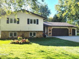 1417 Westwind Rd, Saint Cloud, MN 56303