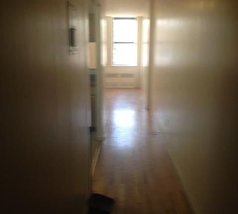 3rd image of 134 Alexander Ave APT 2