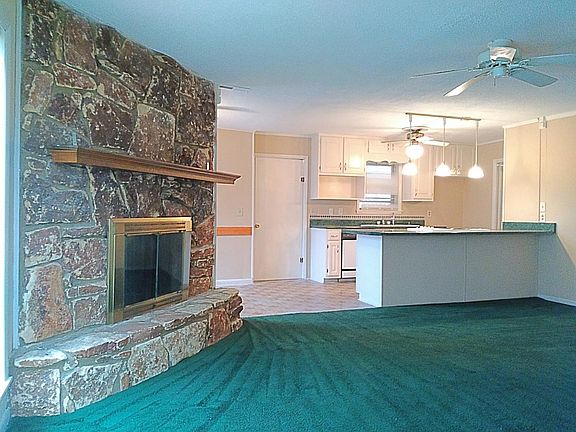 3rd image of 3269 Gatewood Dr