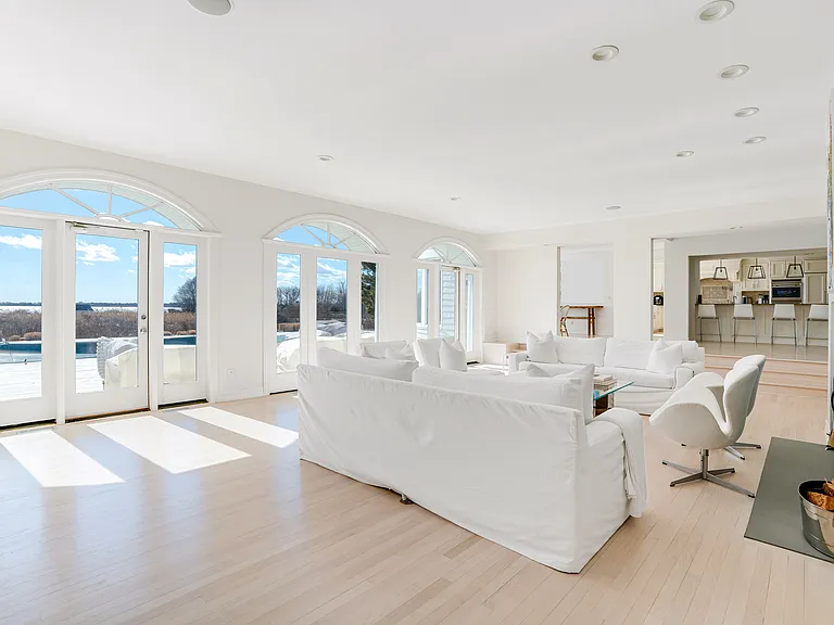 9 Wheaton Way — Photo 13