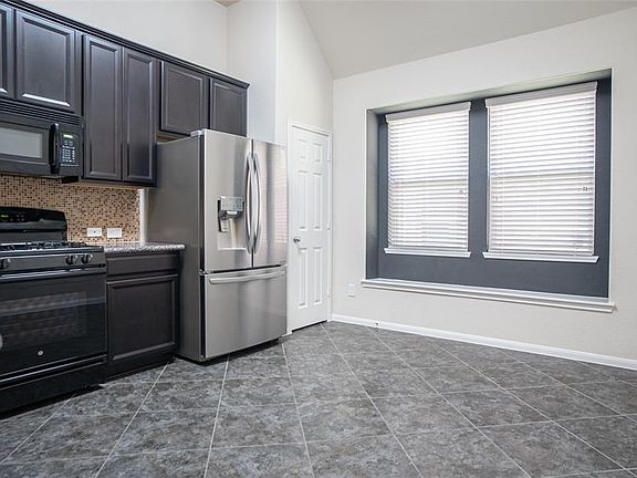 5th image of 5606 White Camelia Ct