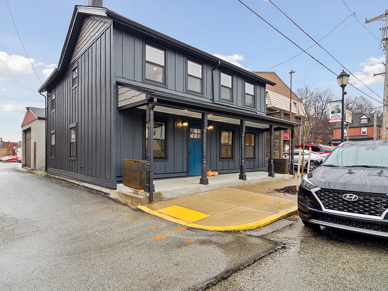 317 James St — Photo 31