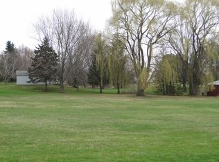 109 E Rockdale Rd, Cambridge, WI 53523