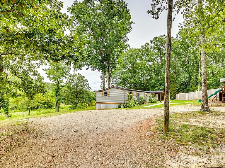 7274 Charlotte Hwy — Photo 27