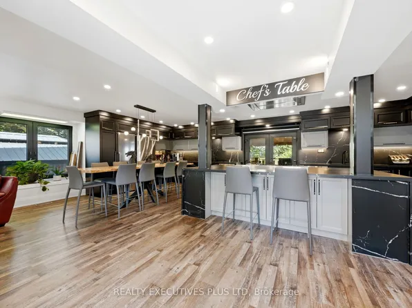 36 Lakeview Dr, Hamilton, ON L8E 4X2