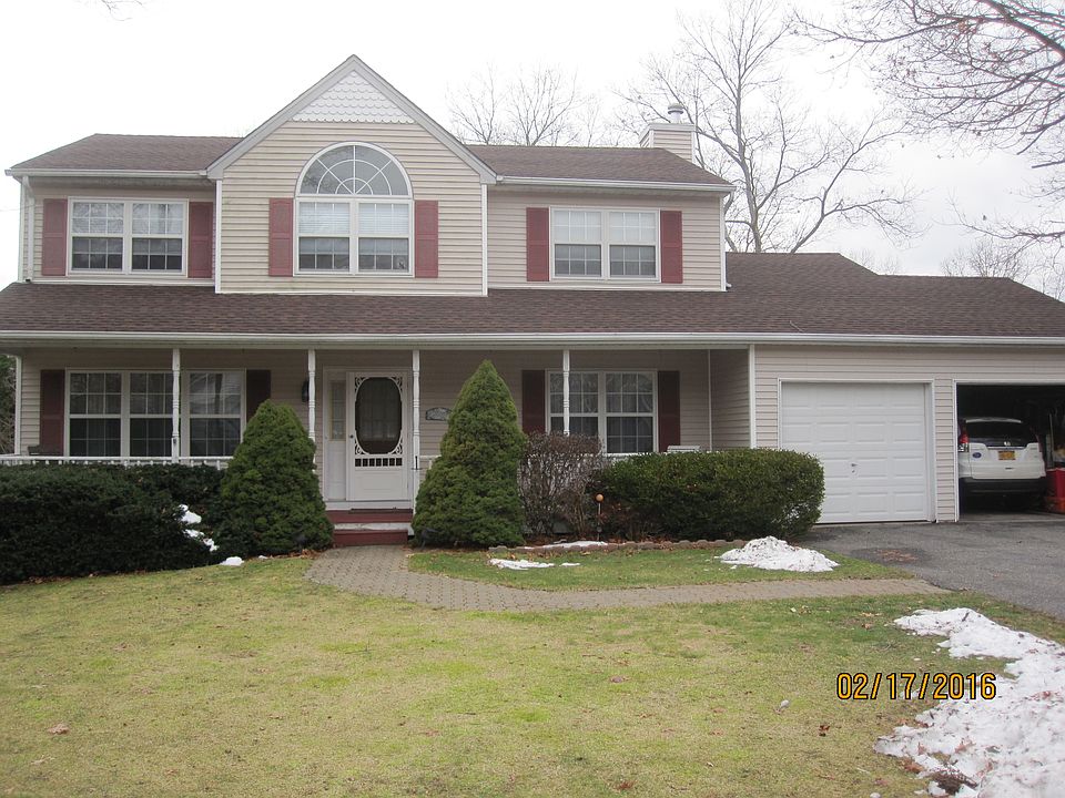 1st image of 30 Evelyn Ct