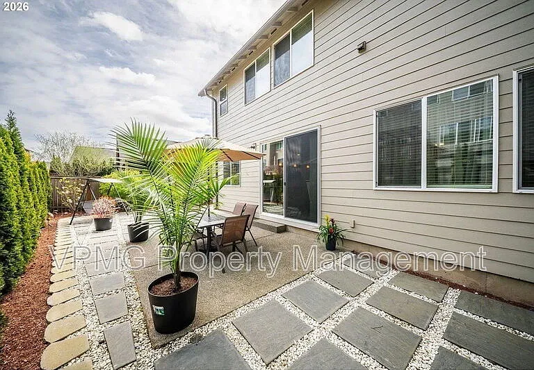 4704 NE 109th St — Photo 34