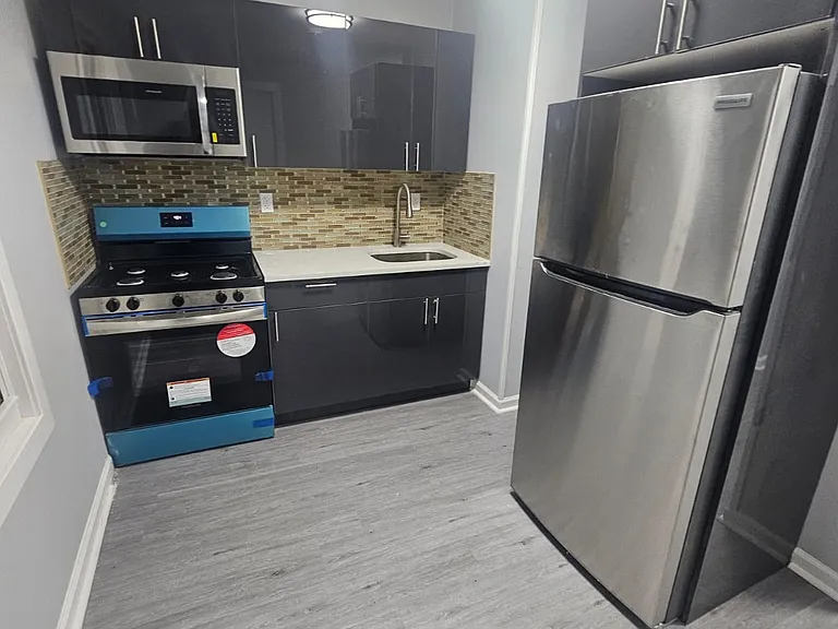 25 Cedar St #2 — Photo 6