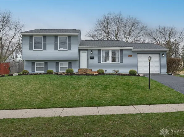 323 Highland Dr, Englewood, OH 45322