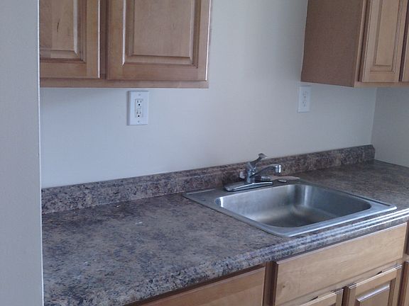 3rd image of 300 N Front St APT B1