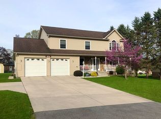 1257 Claythorne Dr, Johnstown, PA 15904