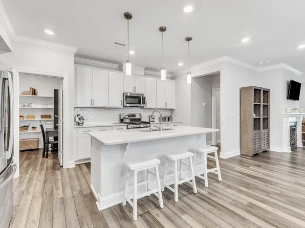 231 Azure Mist Dr, Raleigh, NC 27610