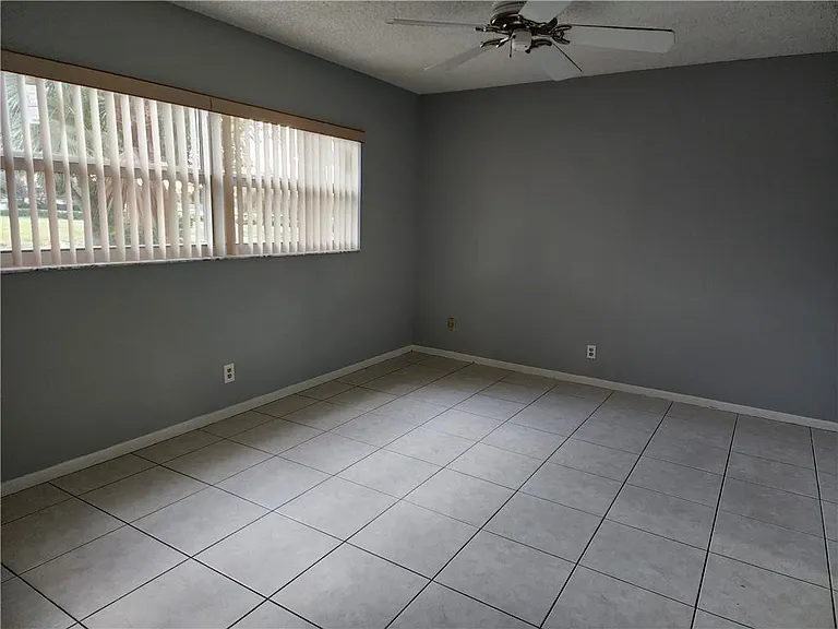1005 Country Club Dr #207 — Photo 7