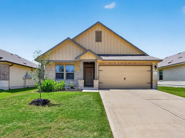 1933 Cartwright St, Bryan, TX 77807