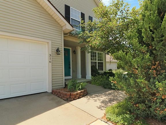 3rd image of 316 Cambridge Dr