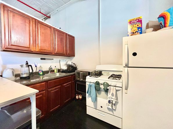 248 McKibben St #1X