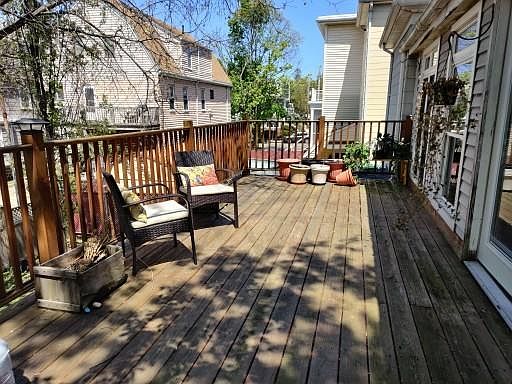 2nd image of 84 Irving St #2