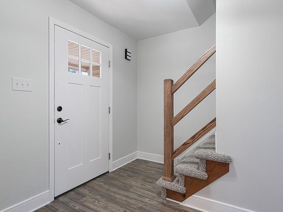 5th image of 2548 Damian Dr