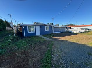 1095 Salmon Ave #1, Coos Bay, OR 97420