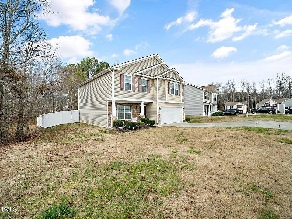 8005 Spiderlily Ct, Zebulon, NC 27597 MLS 10003045 Zillow