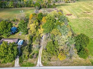 17880 Tonganoxie Dr, Leavenworth, KS 66048