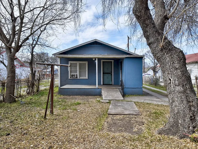 1314 N Sabinas St — Photo 20