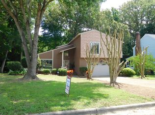 10 Horse Pen Rd, Newport News, VA 23602